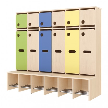 Garderobe med 6 plasser	